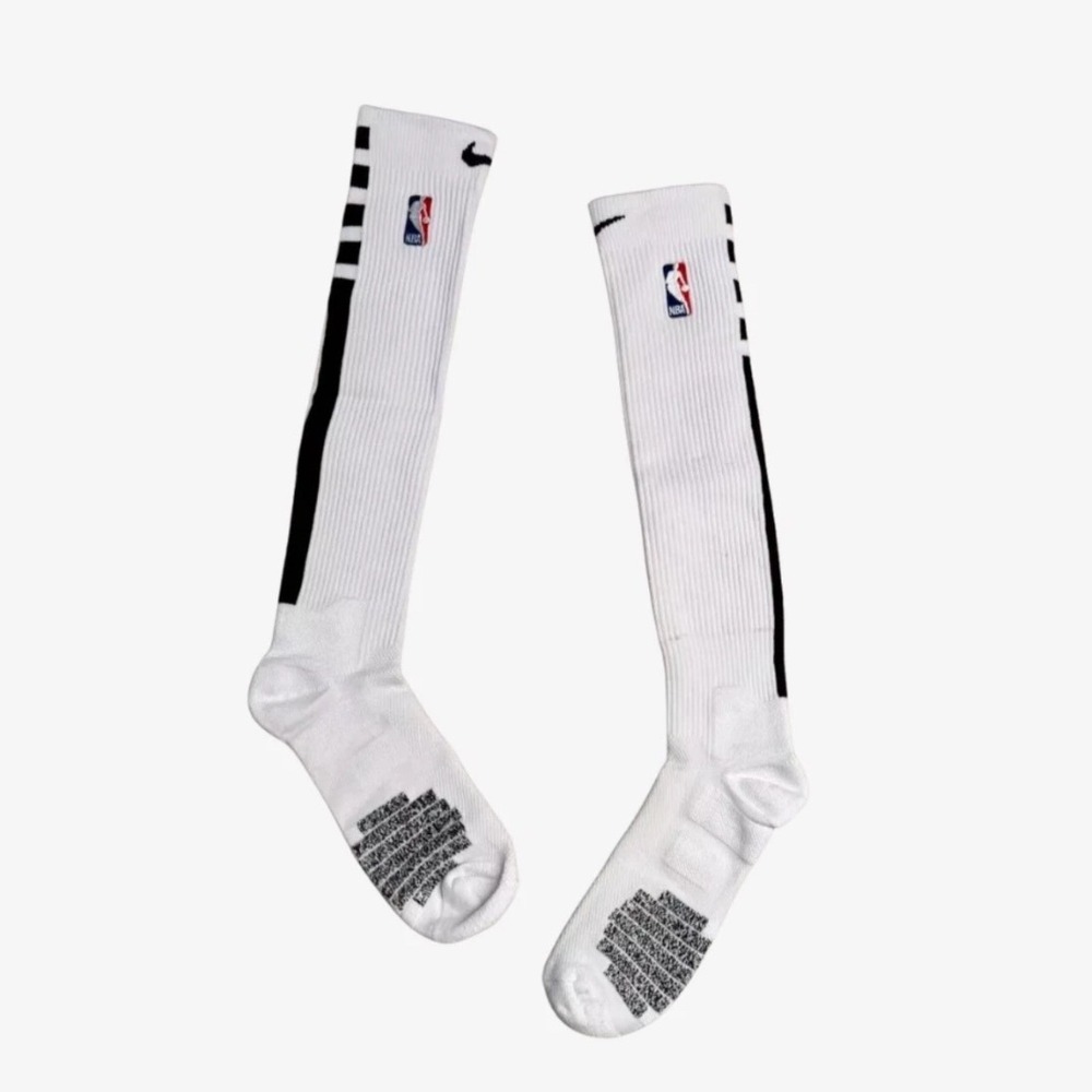 Nike NBA Elite - White & Black - Knee Highs/Scrunchies On‎ Court Scrunchies